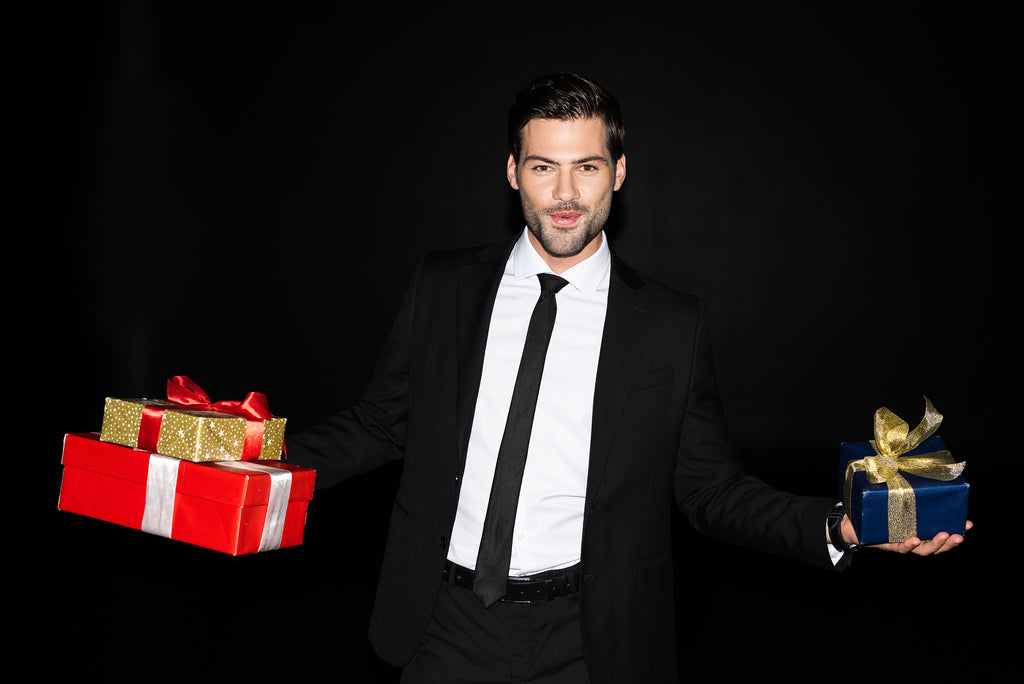 What To Wear To Your Christmas Party This Year