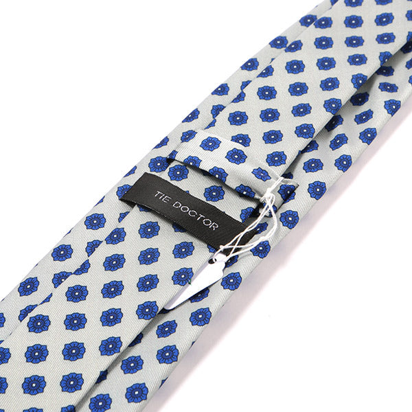 Lars Blue And White Floral Motif Tie - Tie Doctor  