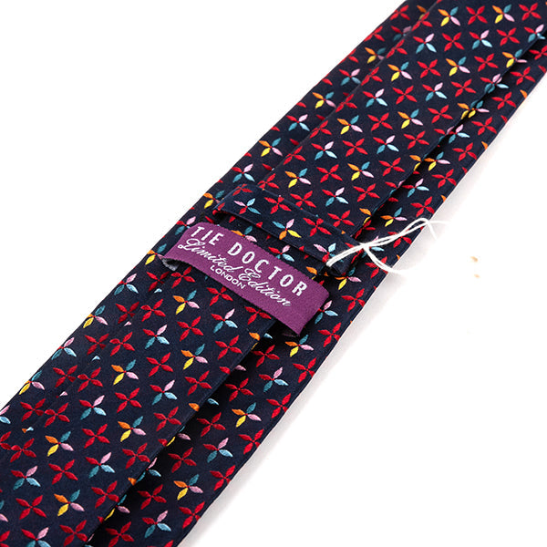 Red And Navy Blue Bold Star Silk Tie 7.5cm