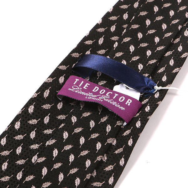 Black & Pink Leaf Wide Silk Tie 9.5cm
